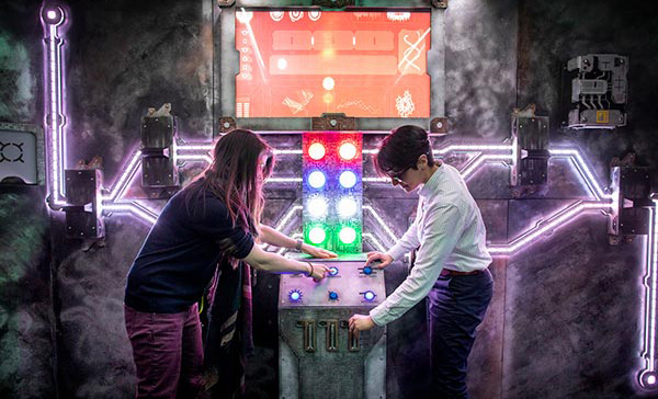 School - Experience agent francais